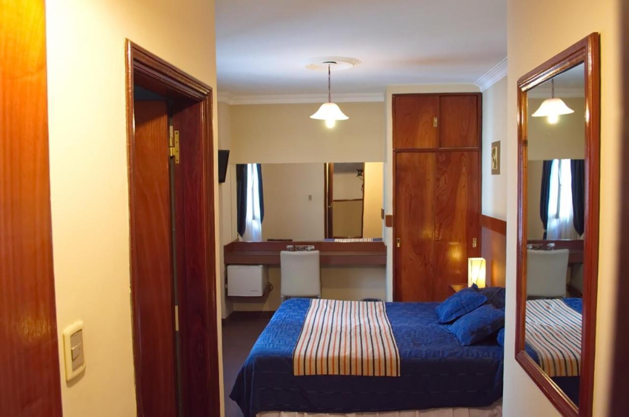 סלטה Hotel Shauard מראה חיצוני תמונה