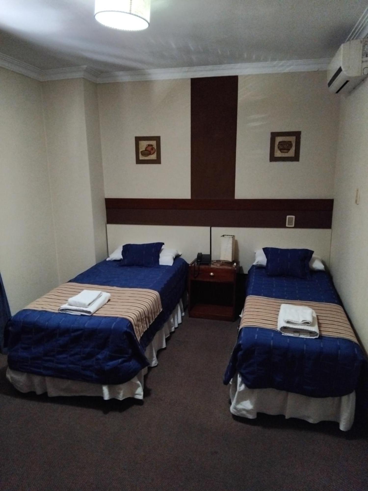 סלטה Hotel Shauard מראה חיצוני תמונה