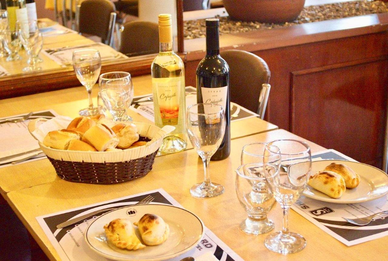 סלטה Hotel Shauard מראה חיצוני תמונה